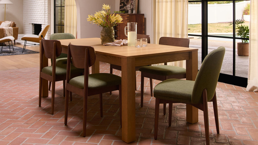 G Furniture Haiku Dining Chairs (Set of 2) – Classic Bistro Style with Ergonomic Wood Back