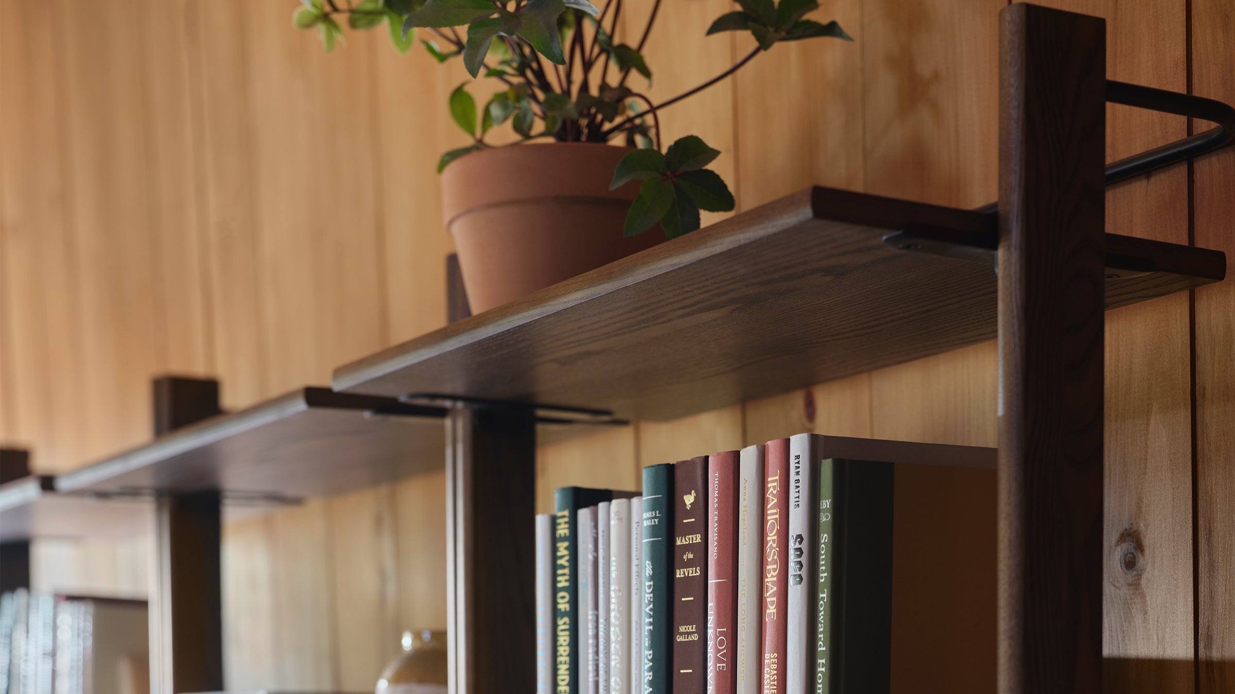 G Furniture Title Wall Desk – Modular Mid-Century Storage & Desk System