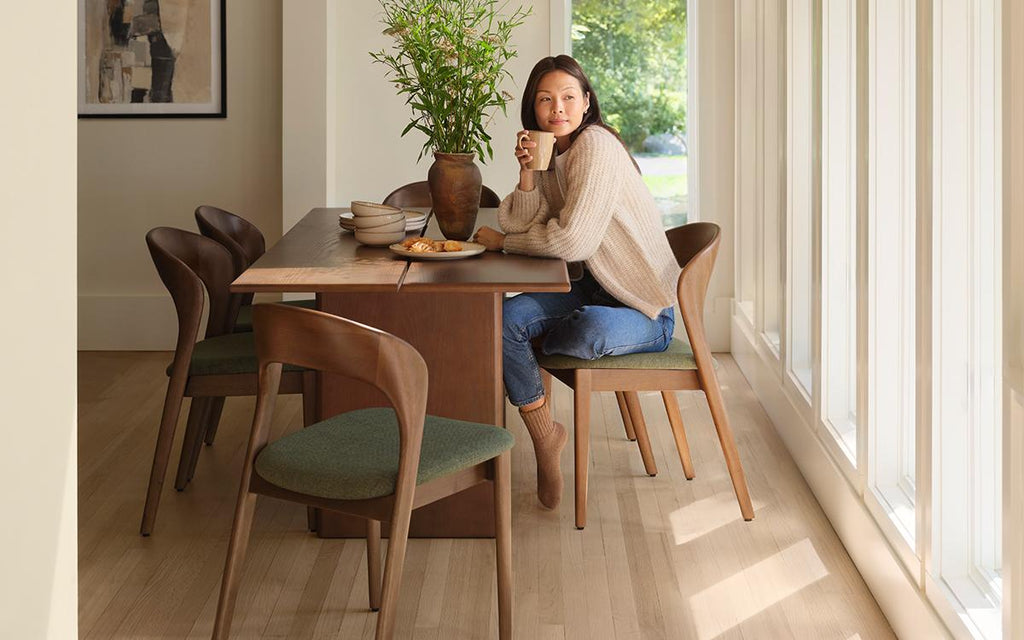 G Furniture Sonnet Dining Chairs (Set of 2) - Upholstered Curved Back Chairs